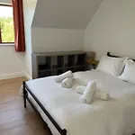 5-bed House Near Dom wakacyjny *
