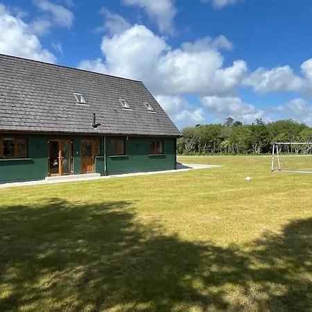 Semesterbostad 5-bed House Near