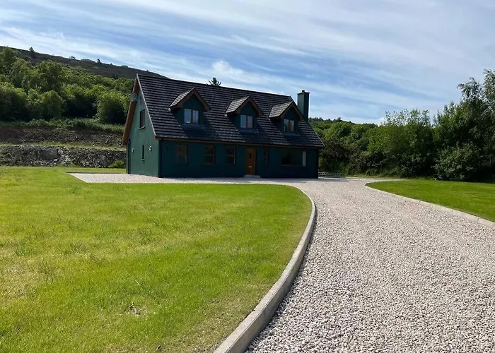 Hébergement de vacances 5-bed House Near