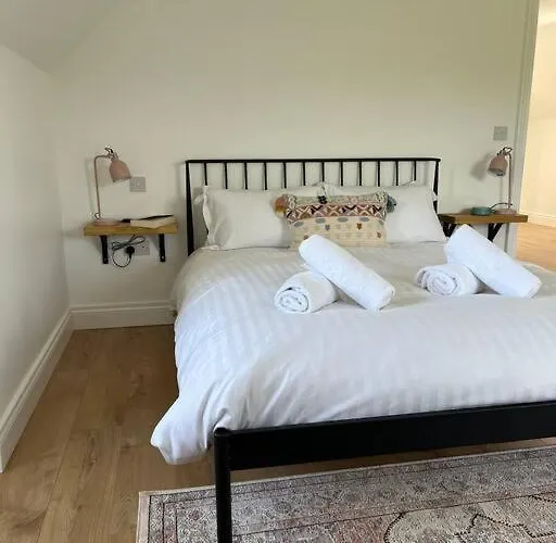 5-bed House Near Hébergement de vacances